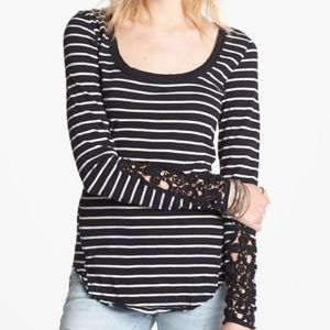 Free People Striped Long sleeve scoop neck size medium